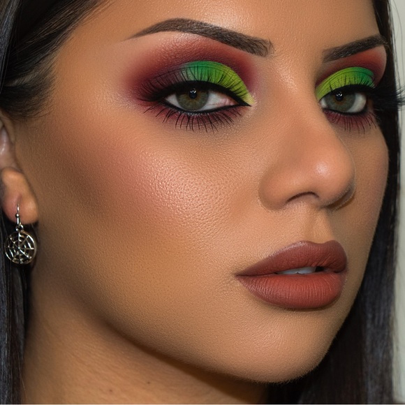 🌴💙✨Meet your seller, buyer & trader✨💙🌴 - Picture 3 of 7